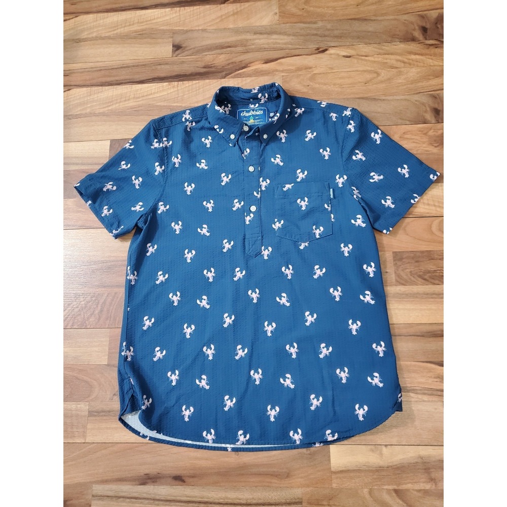 Chubbies short-sleeve button-down shirt featuring an allover lobster Print Size